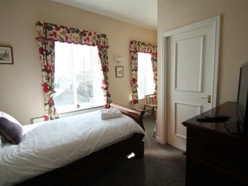 The Three Acres Inn & Restaurant Huddersfield Exteriör bild